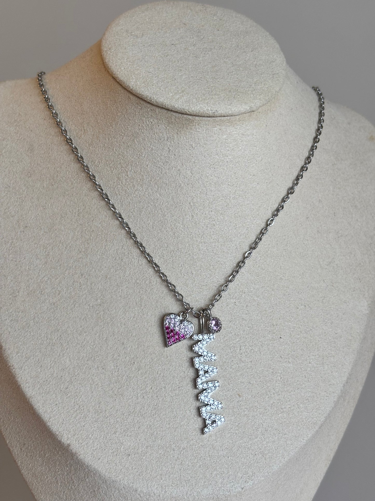 Mama Necklace