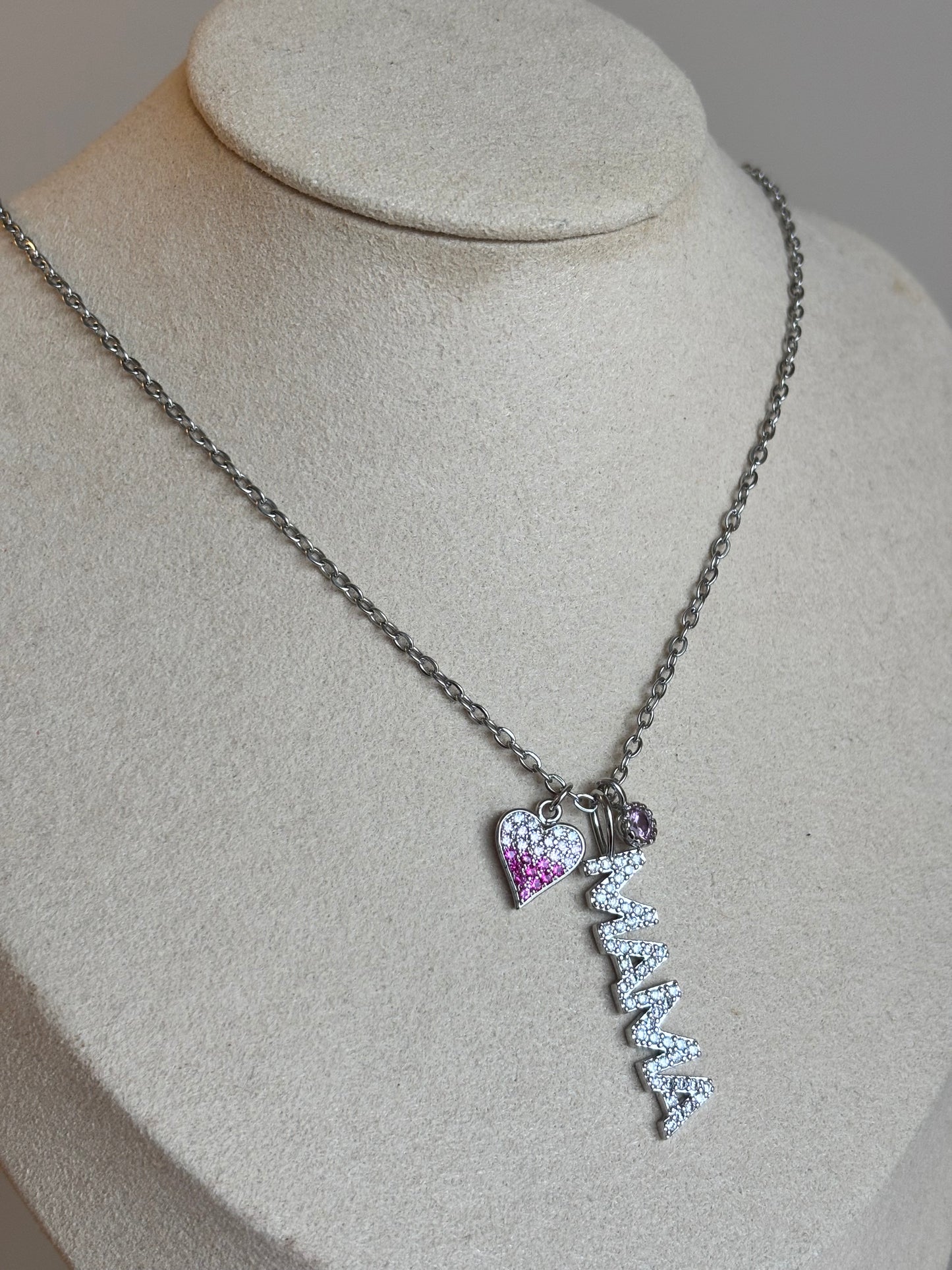 Mama Necklace