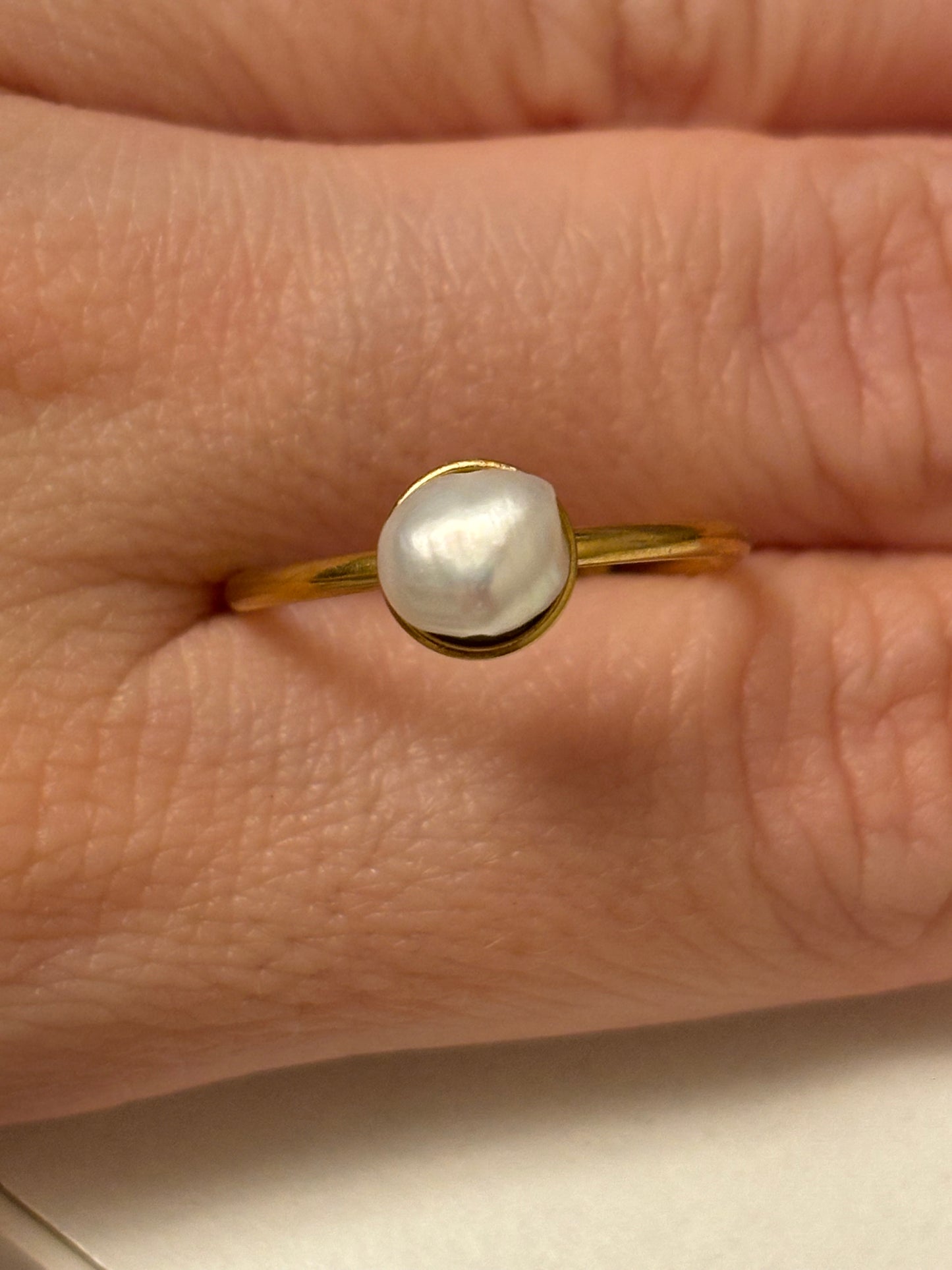 Natural Mother Pearl Ring