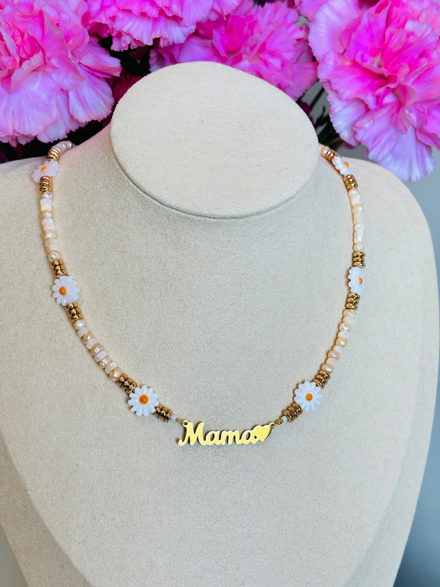 Mama Pearl Necklace