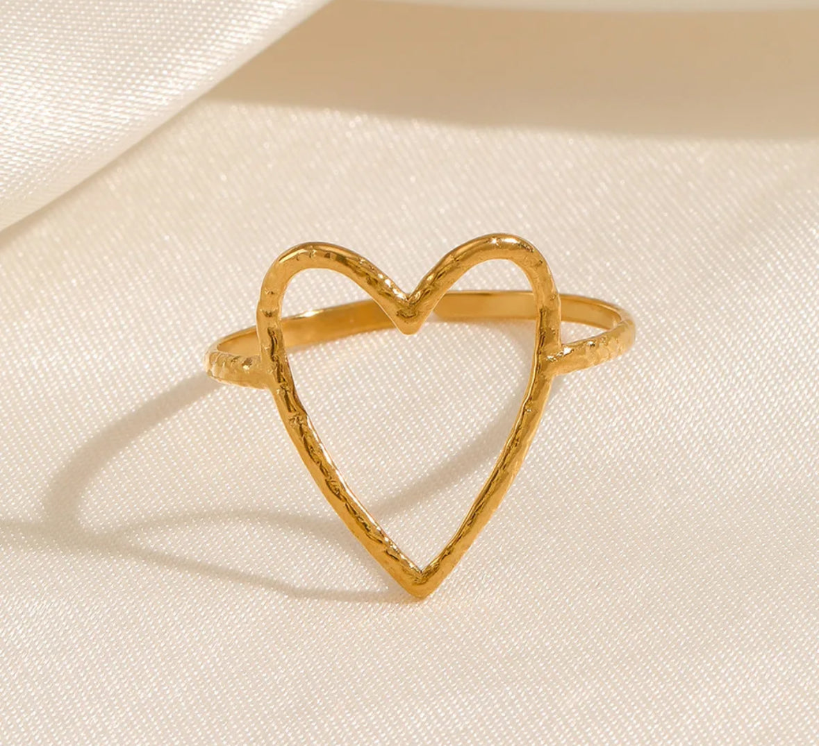 Lovely Hearth Ring