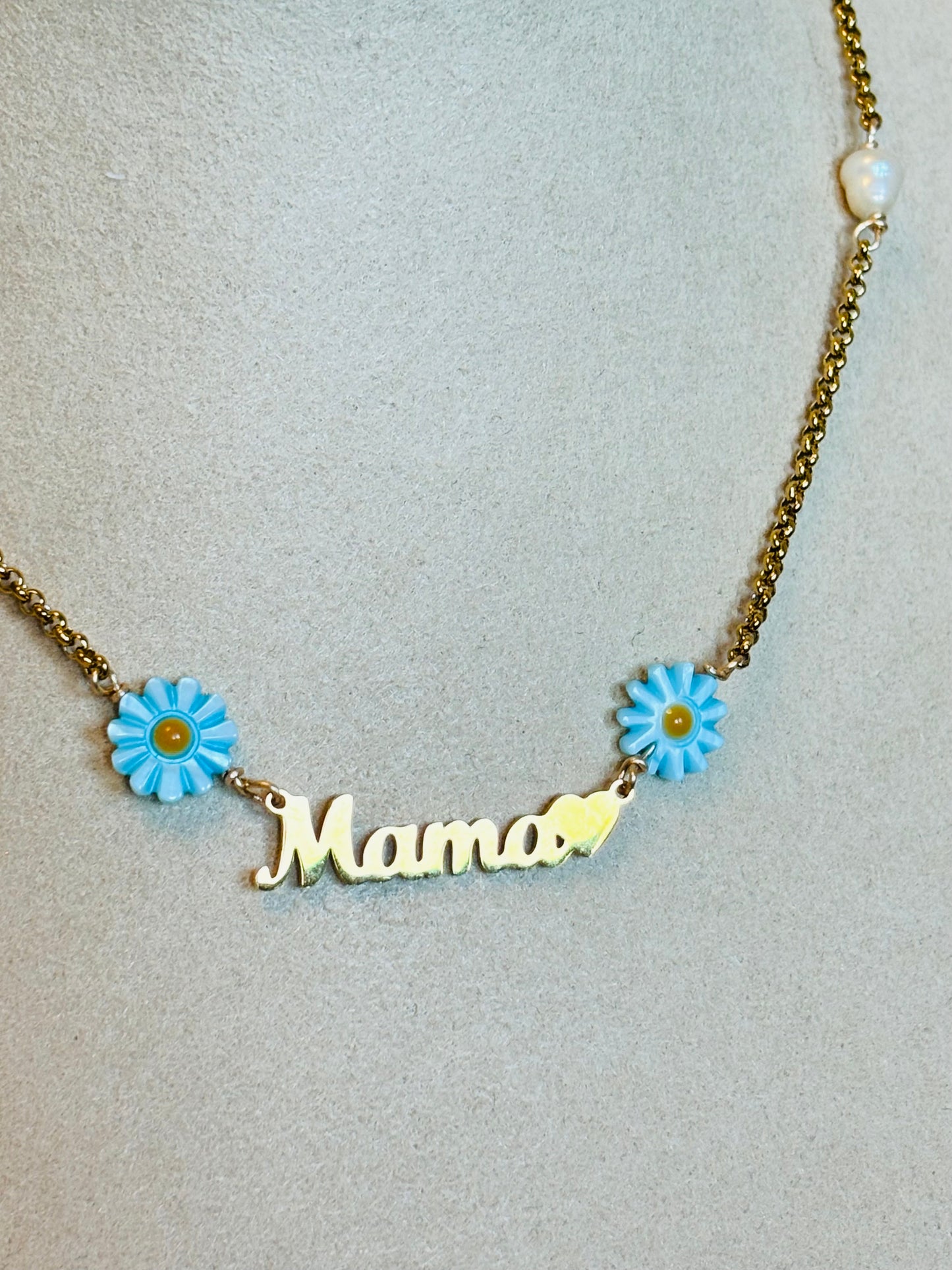 Mama Chain Necklace