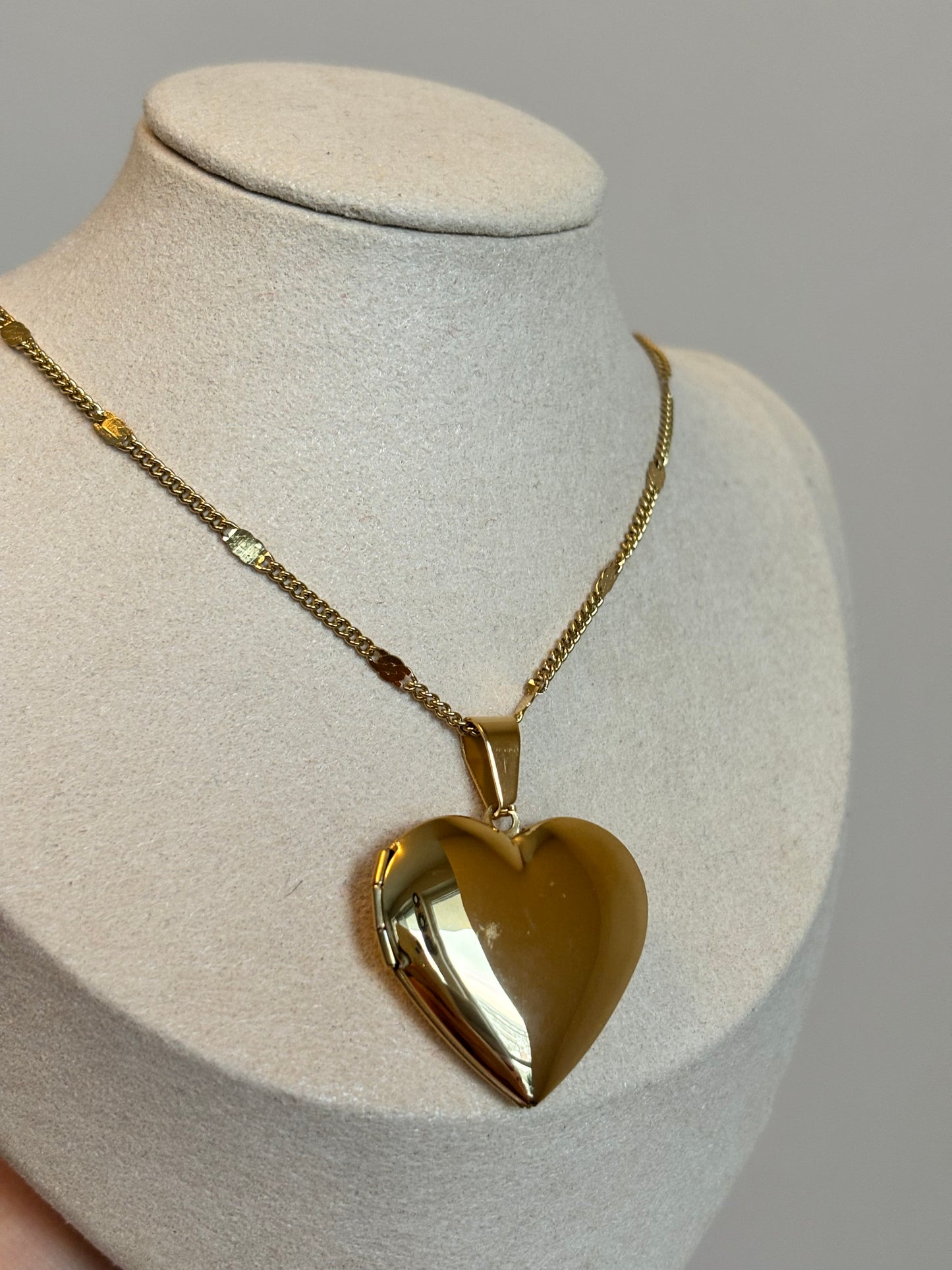 Gold Hearth Locket