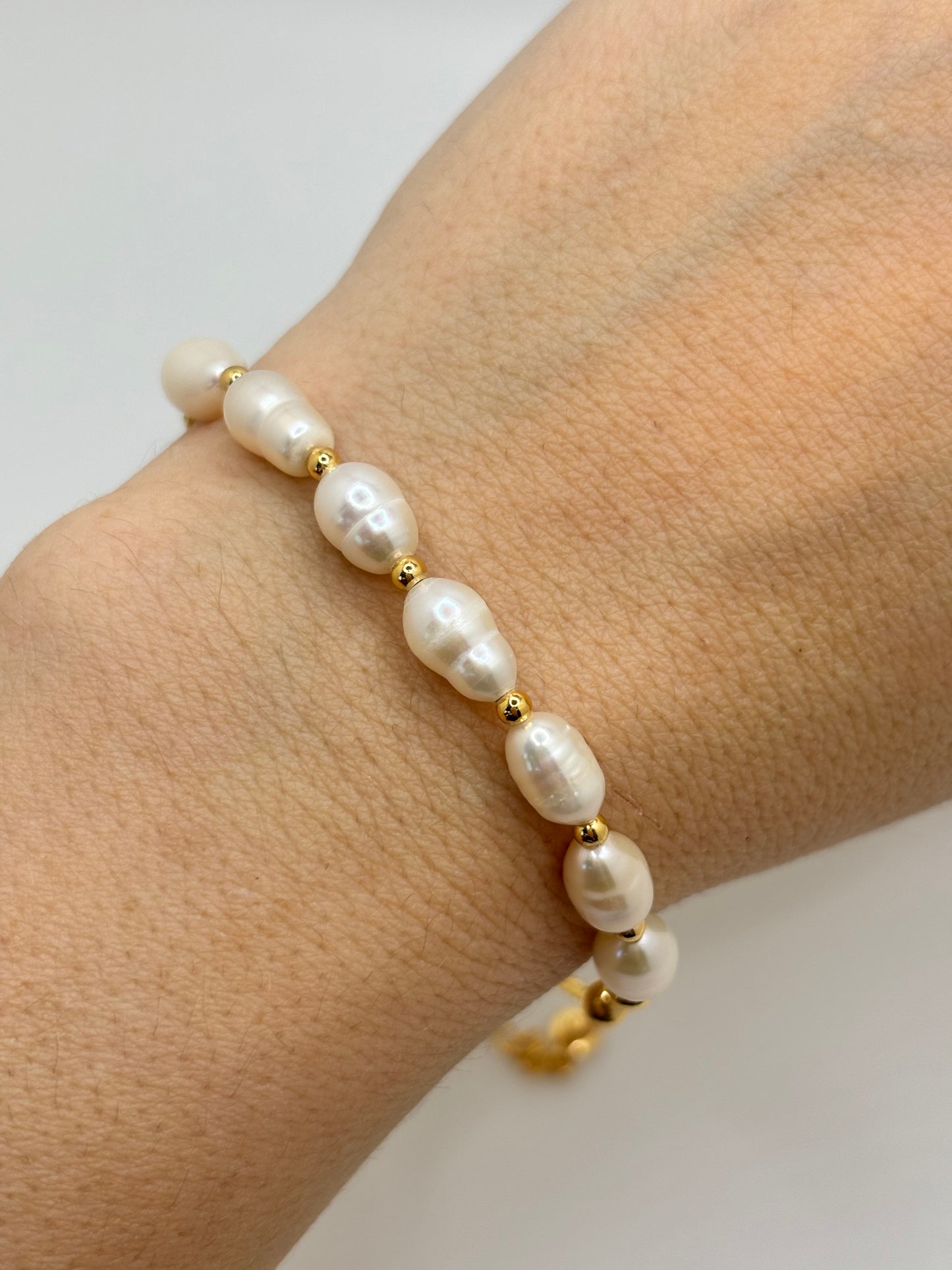 Elegant Fresh Water Pearl Bracelet