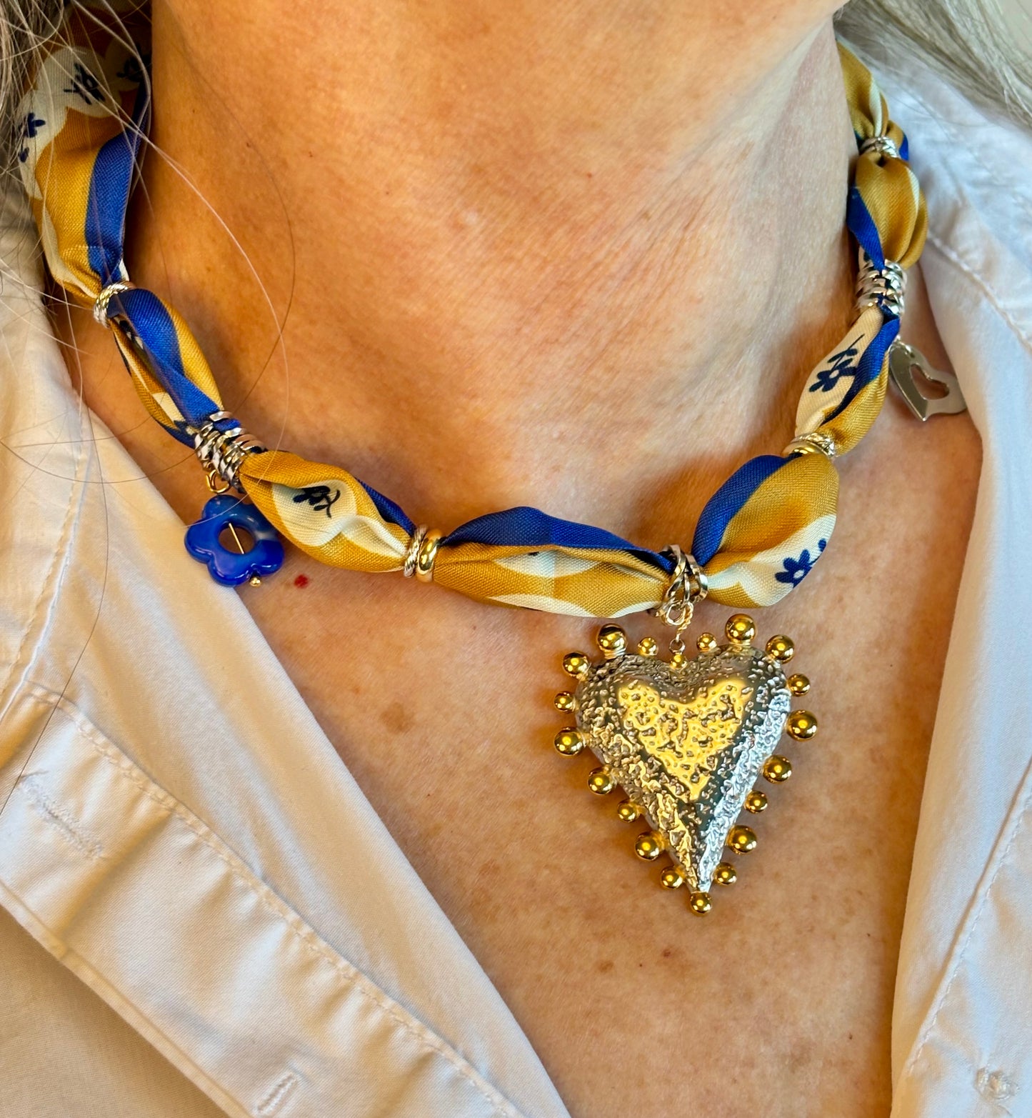 Latido Bandana Necklace – Limited Edition