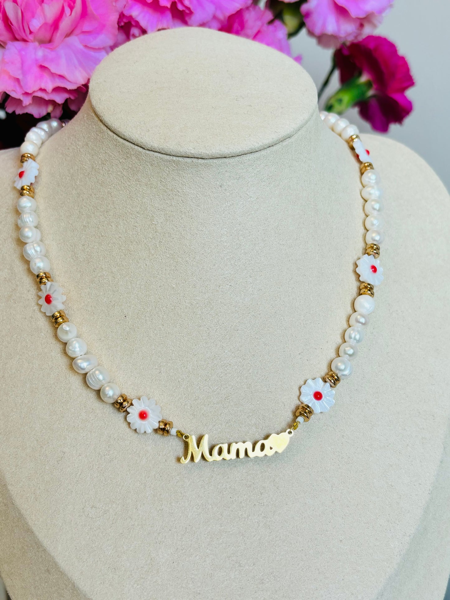 Mama Pearl Necklace