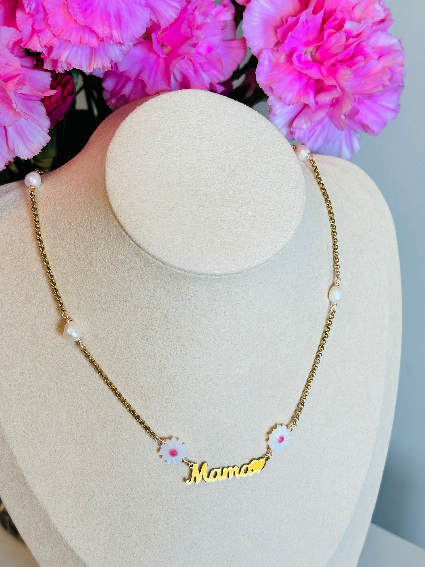 Mama Chain Necklace