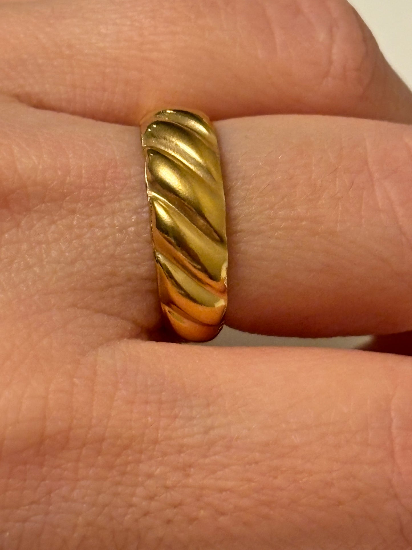 Croissant Ring