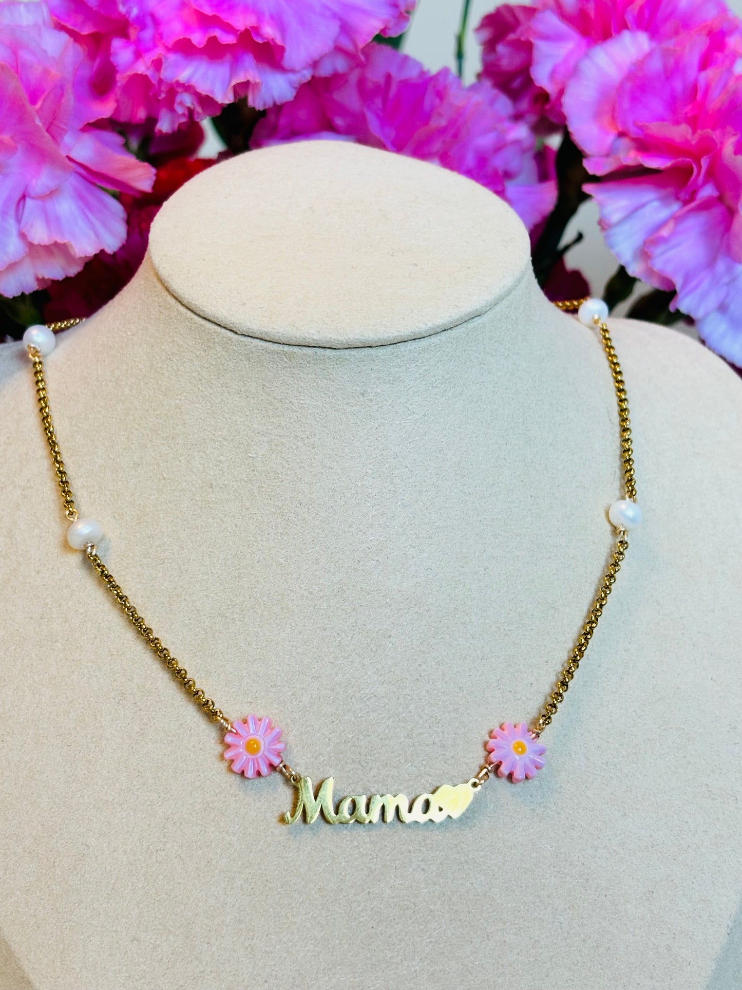 Mama Chain Necklace