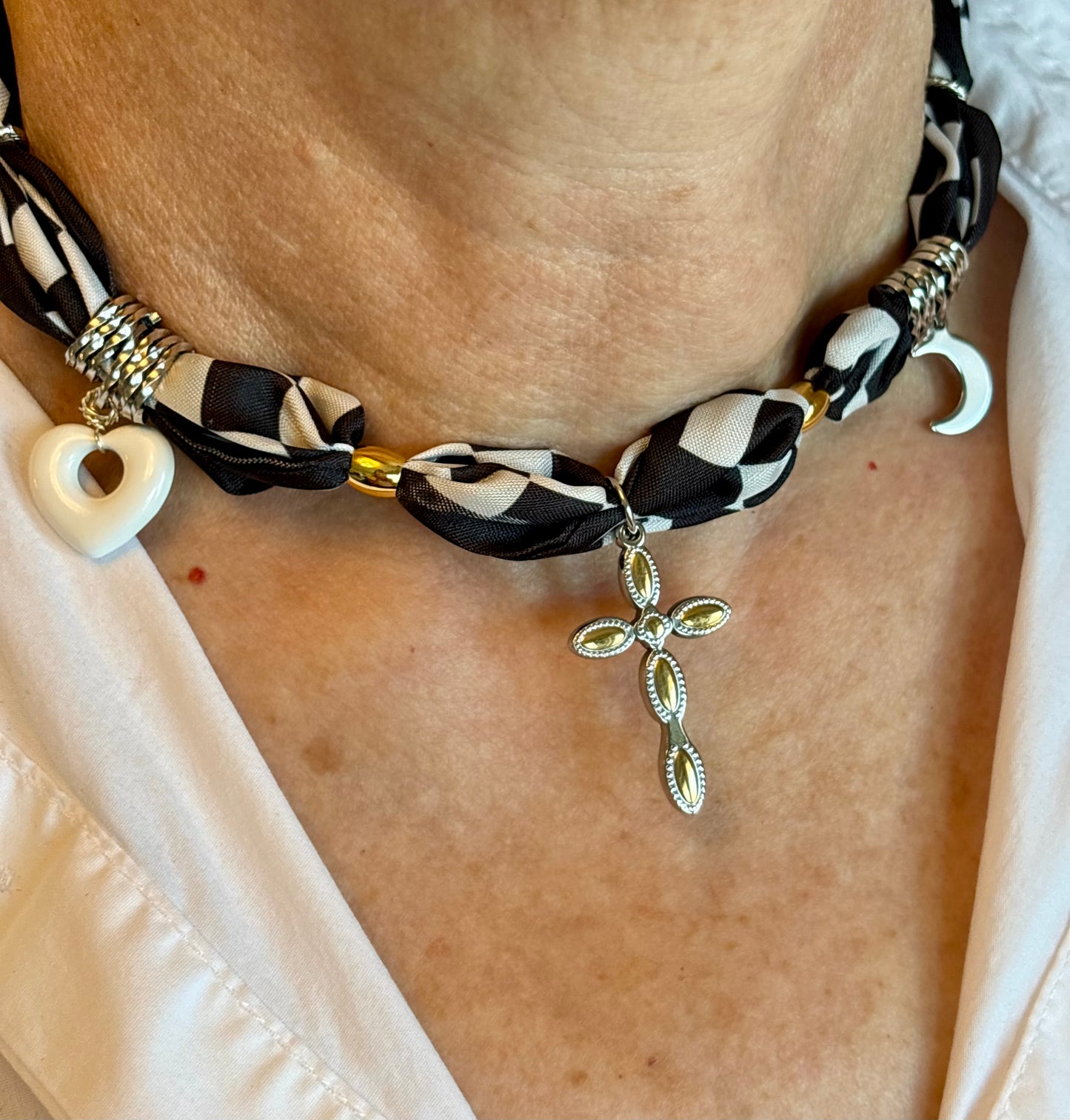 Latido Bandana Necklace – Limited Edition