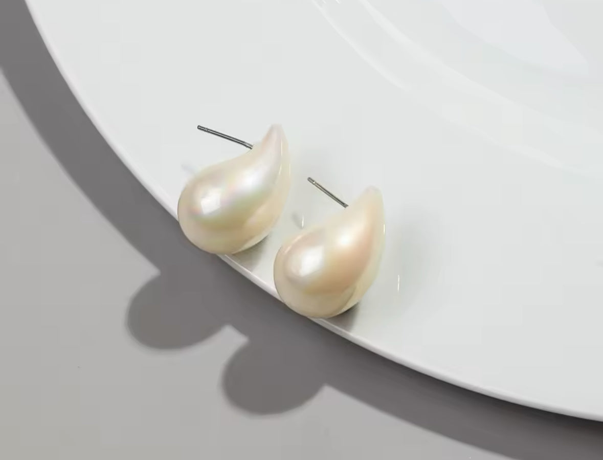 Pearl Drop Earrings