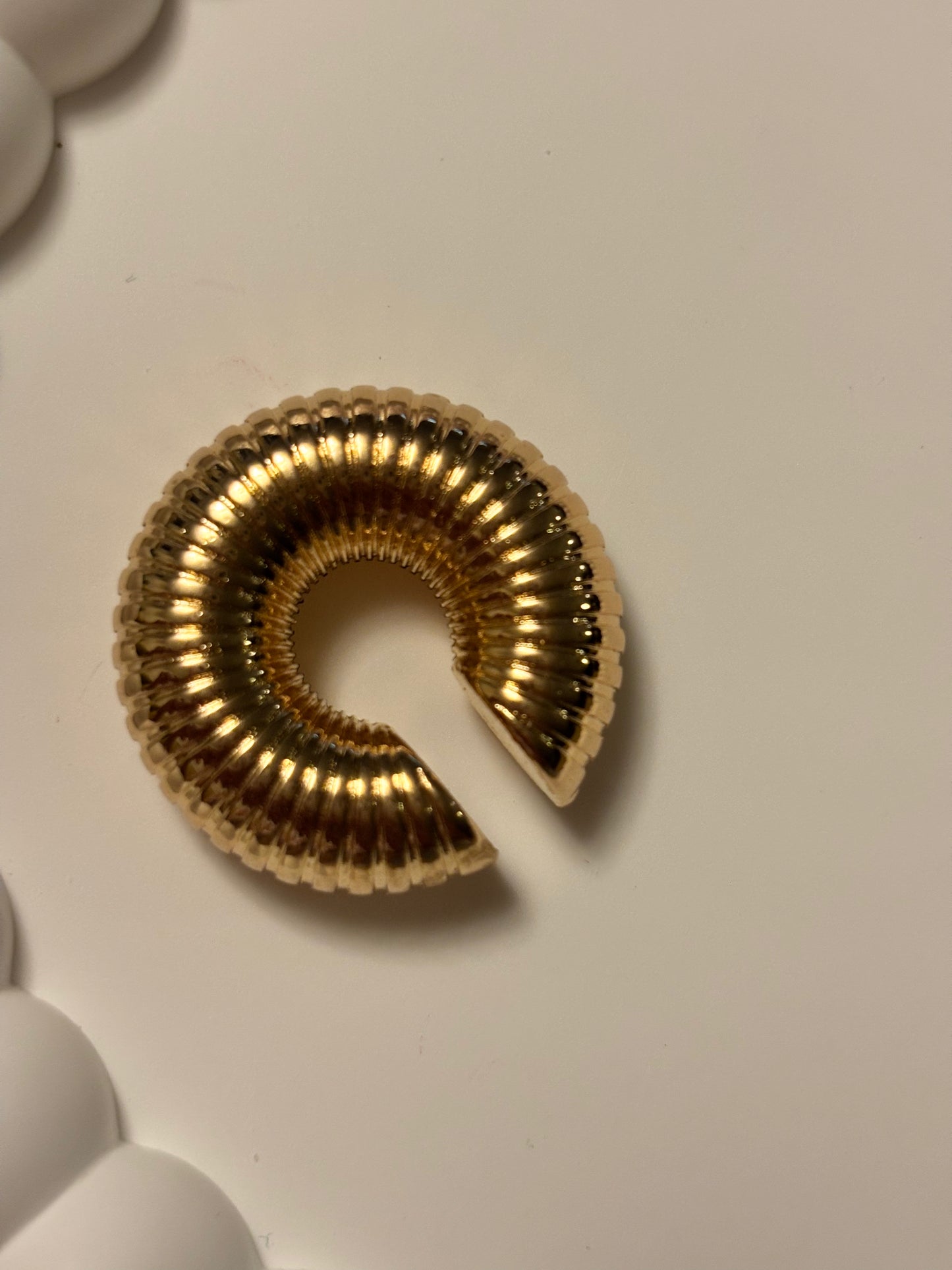 Snail Earcuff