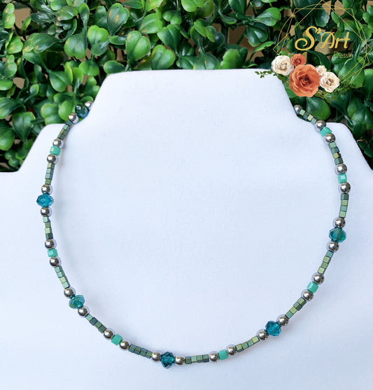 Green Life Choker