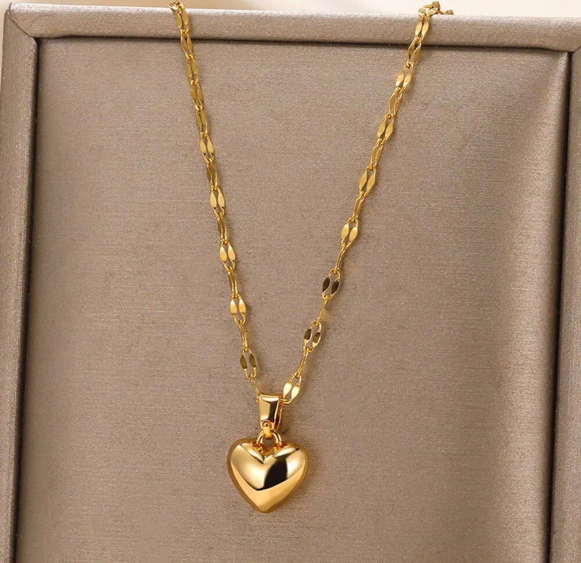 Chunky Little Gold Hearth Necklace